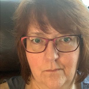 Meet your Posher, Holly